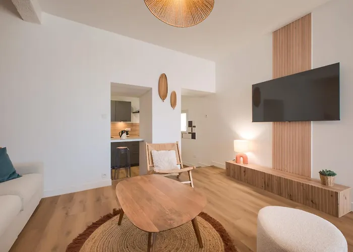 La Douceur - Wifi - Proche Gare Λαβάλ