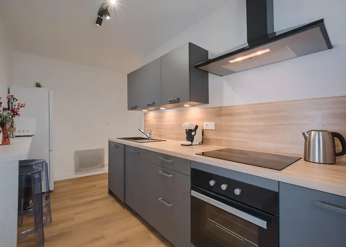 La Douceur - Wifi - Proche Gare Διαμέρισμα